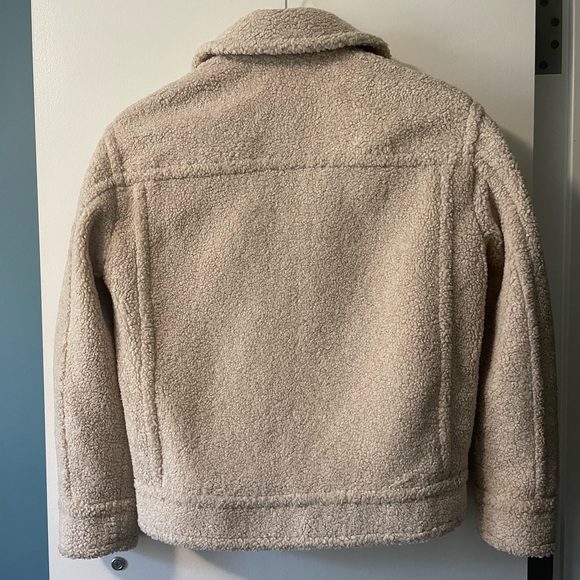 Vince Teddy Sherpa Jacket in Pearl - Picture 4 of 4
